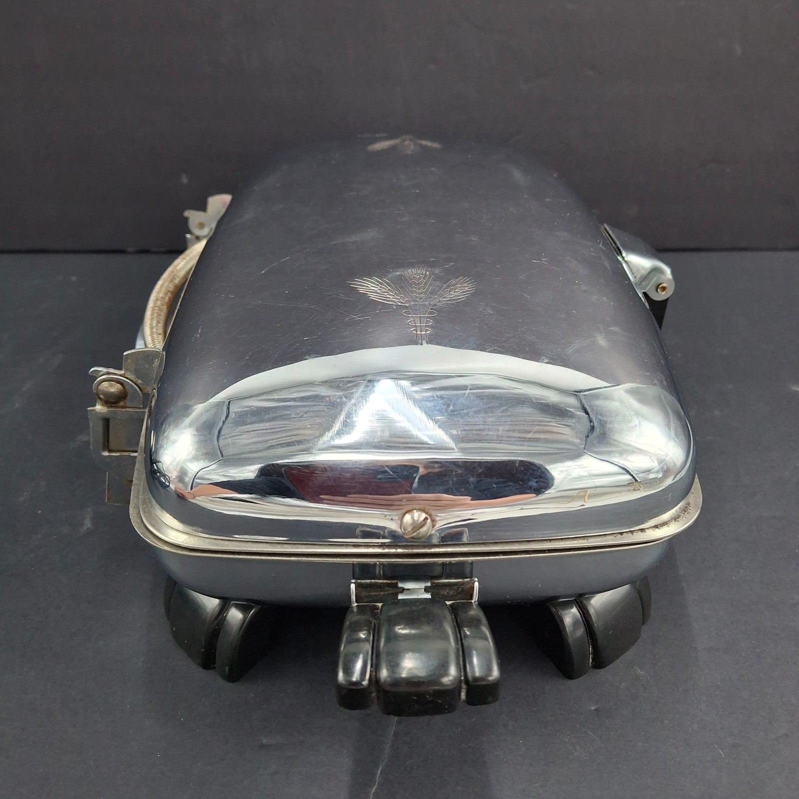 Bersted Mfg Model 360 Sandwich Griddle Press Chrome Bakelite Handles