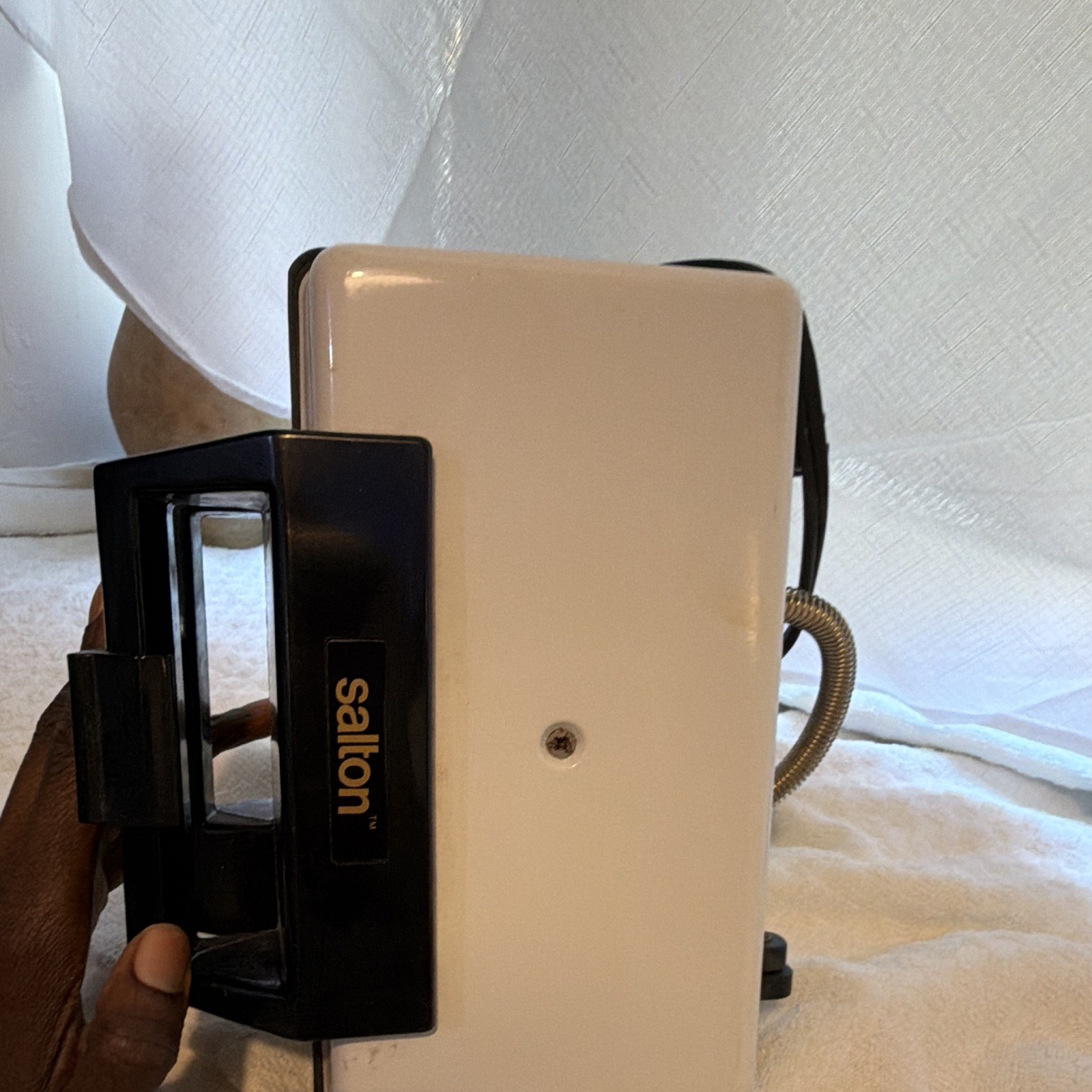 Salton Electric Sandwich Toaster Non-Stick Plates White/Black 120V