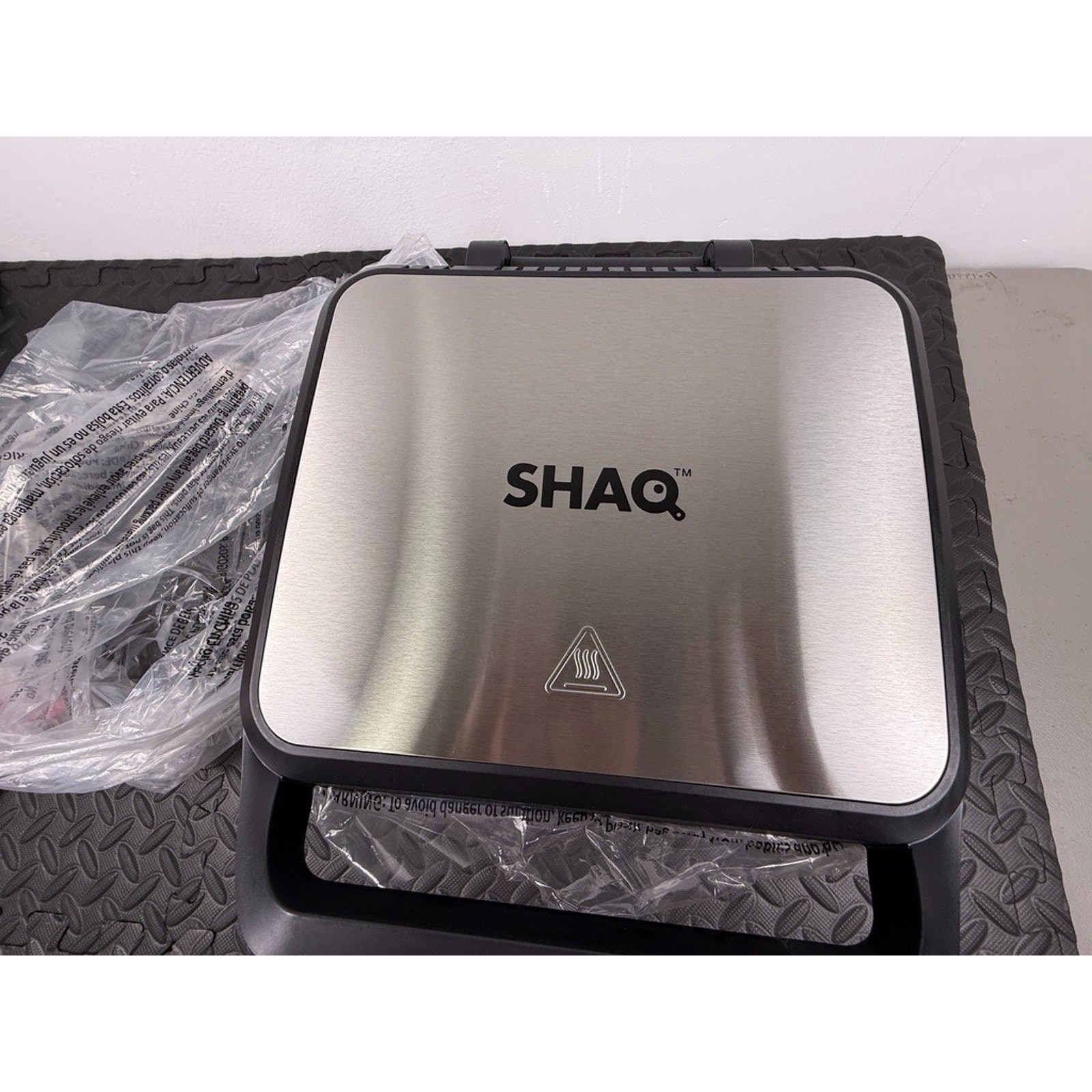 Shaq Smokeless Grill and Press – Silver Open Box As Seen On TV Model #GMC01
