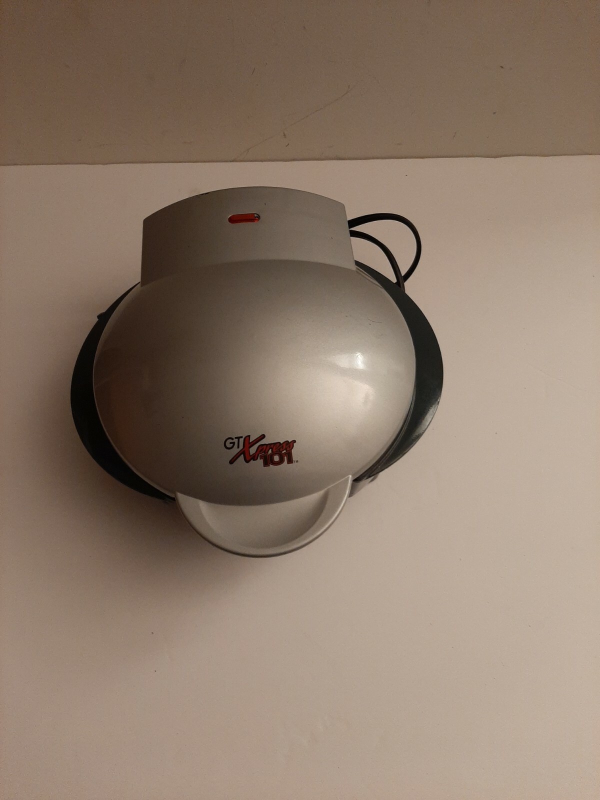GT XPRESS 101 Indoor Grill Sandwich Maker Model Gray Black