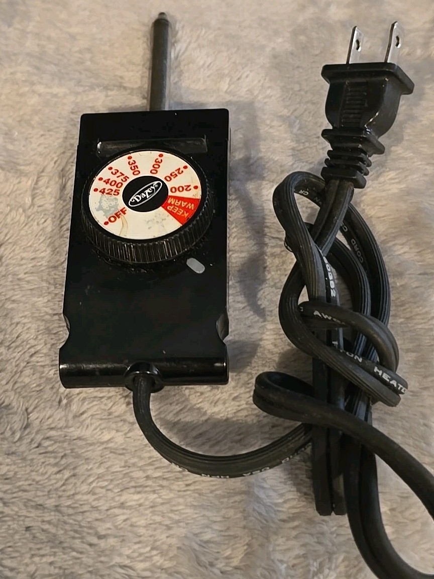 Dazey 120V 1650W Heat Temperature Control Probe Power Supply P-500 E100216 DTC-1
