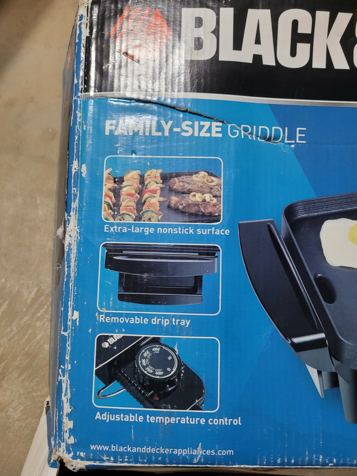Black & Decker Family-Size Griddle GD1810B Open Box.