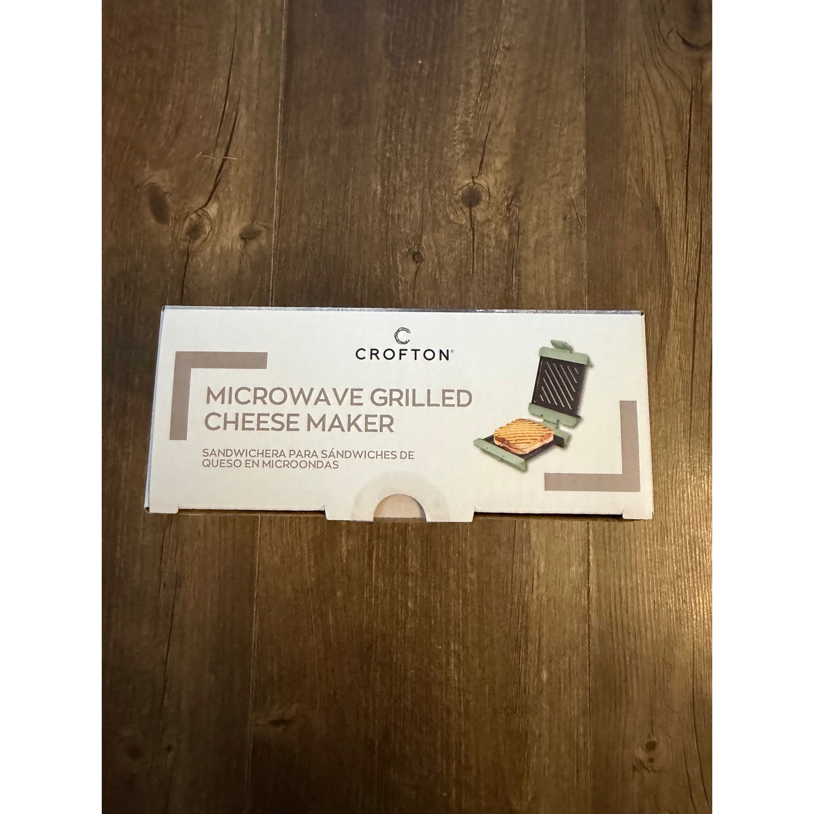 Crofton Microwave Grilled Cheese Maker Sage Green Non-Stick Sandwich Press NEW