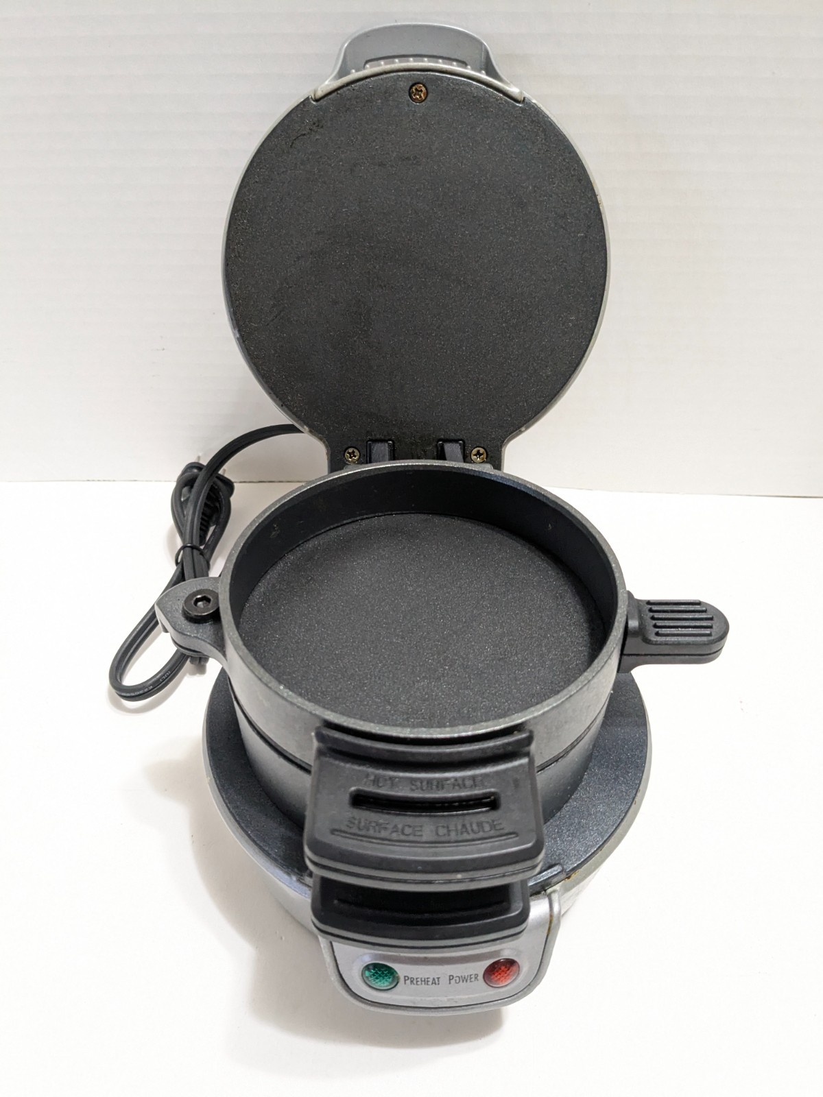 Hamilton Beach Model 25475 Breakfast Sandwich Maker Silver Meat Cheese Egg