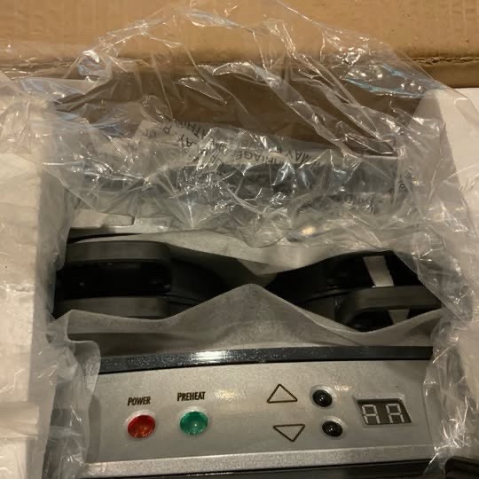 Hamilton Beach Dual Breakfast Sandwich Maker with Timer Silver