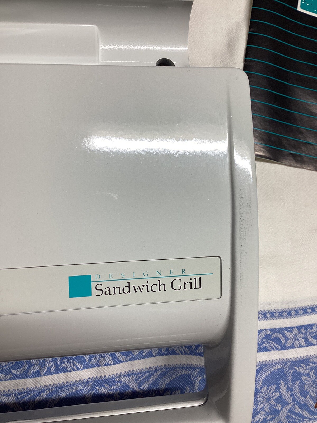 Vintage 1989 Oster Designer White Sandwich Maker Grill 714-20