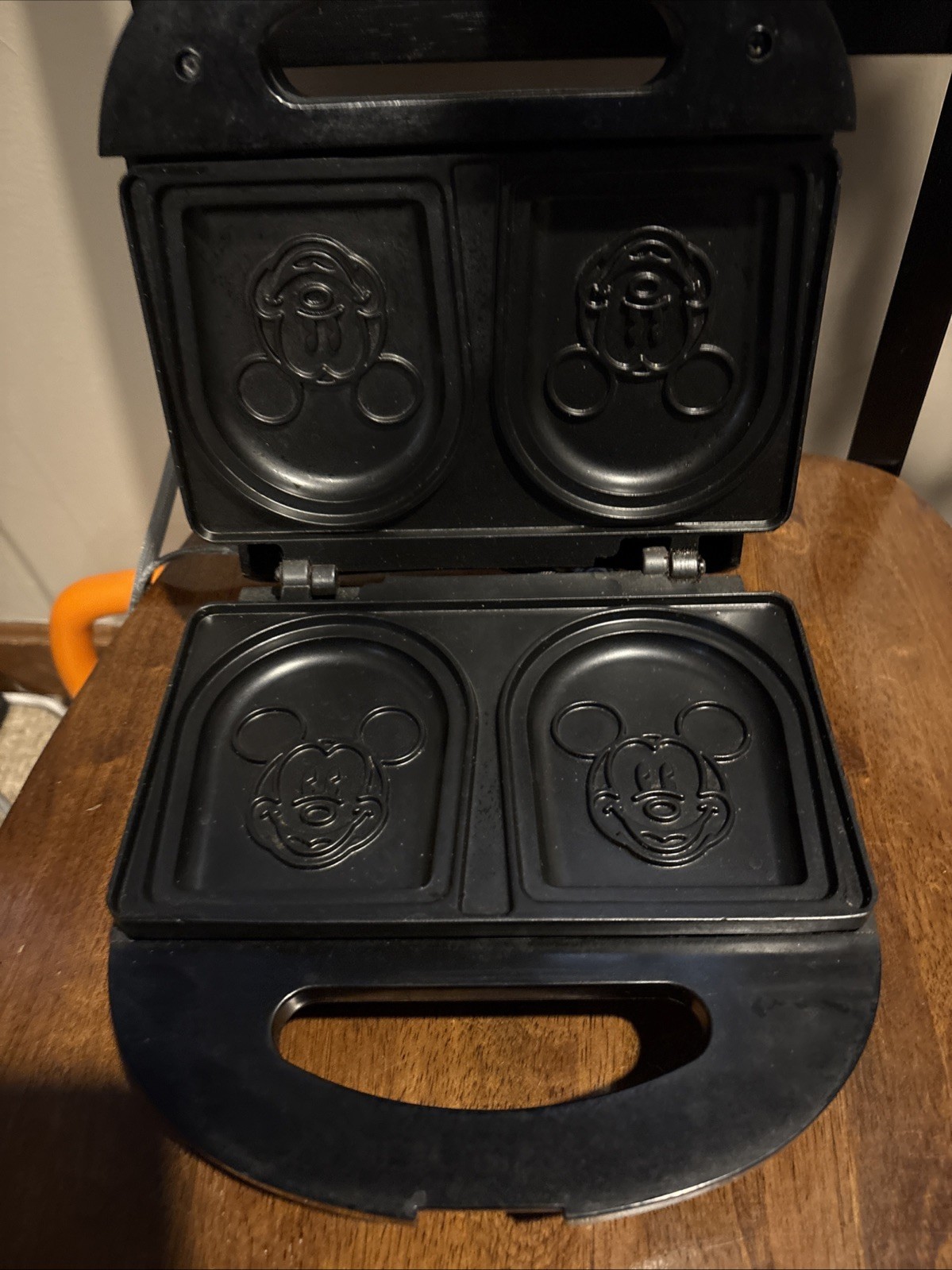 VillaWare V5555-03 Mickey’s Sandwich Maker Tested Works