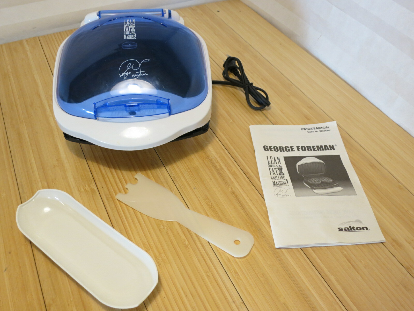 George Foreman GR10ABW Indoor Grill Blue with Bun Warmer Spatula Tray Manual