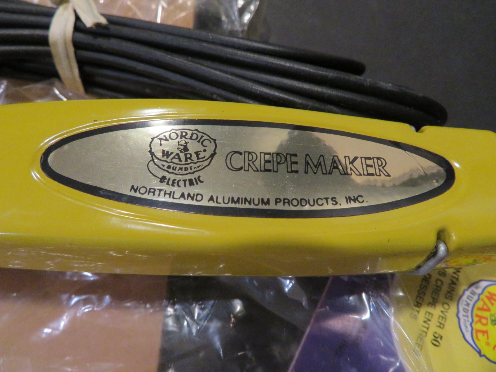Vintage Nordic Ware Electric Crepe Maker – Crepe Making Set – CAT. No. 85032 –