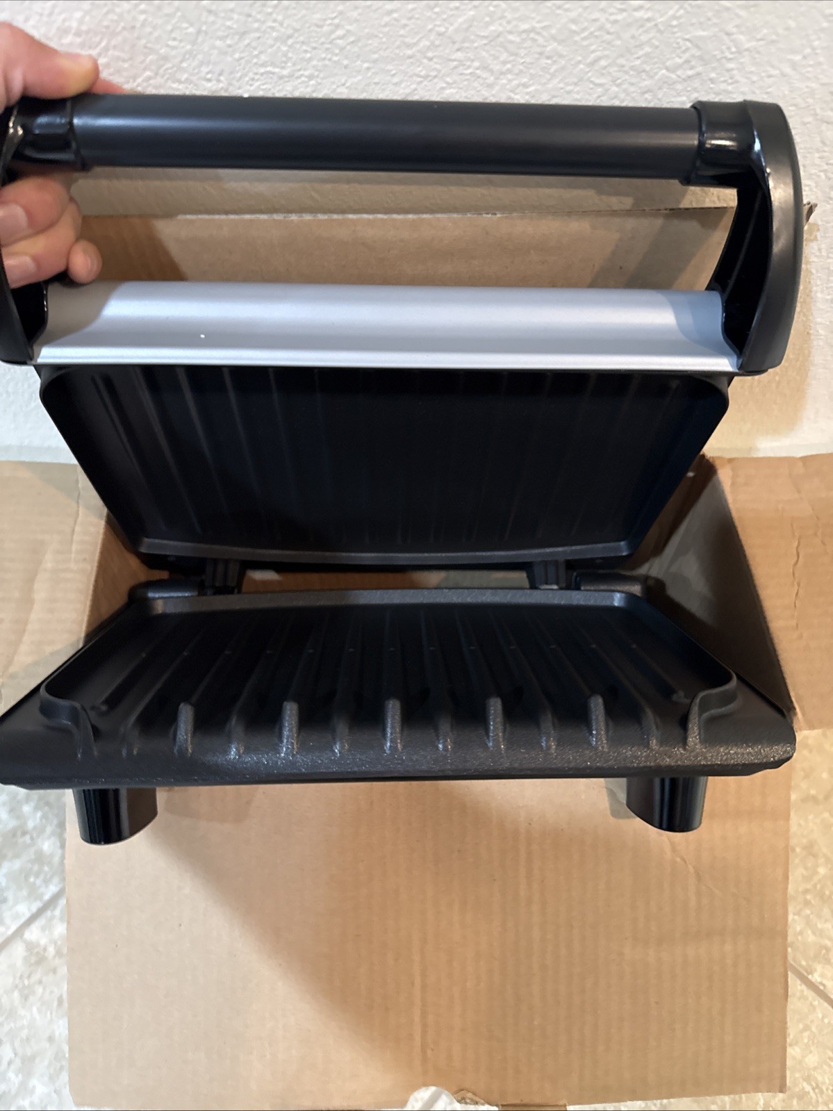 George Foreman GRV80 Indoor Grill Open Box NEVER USED.