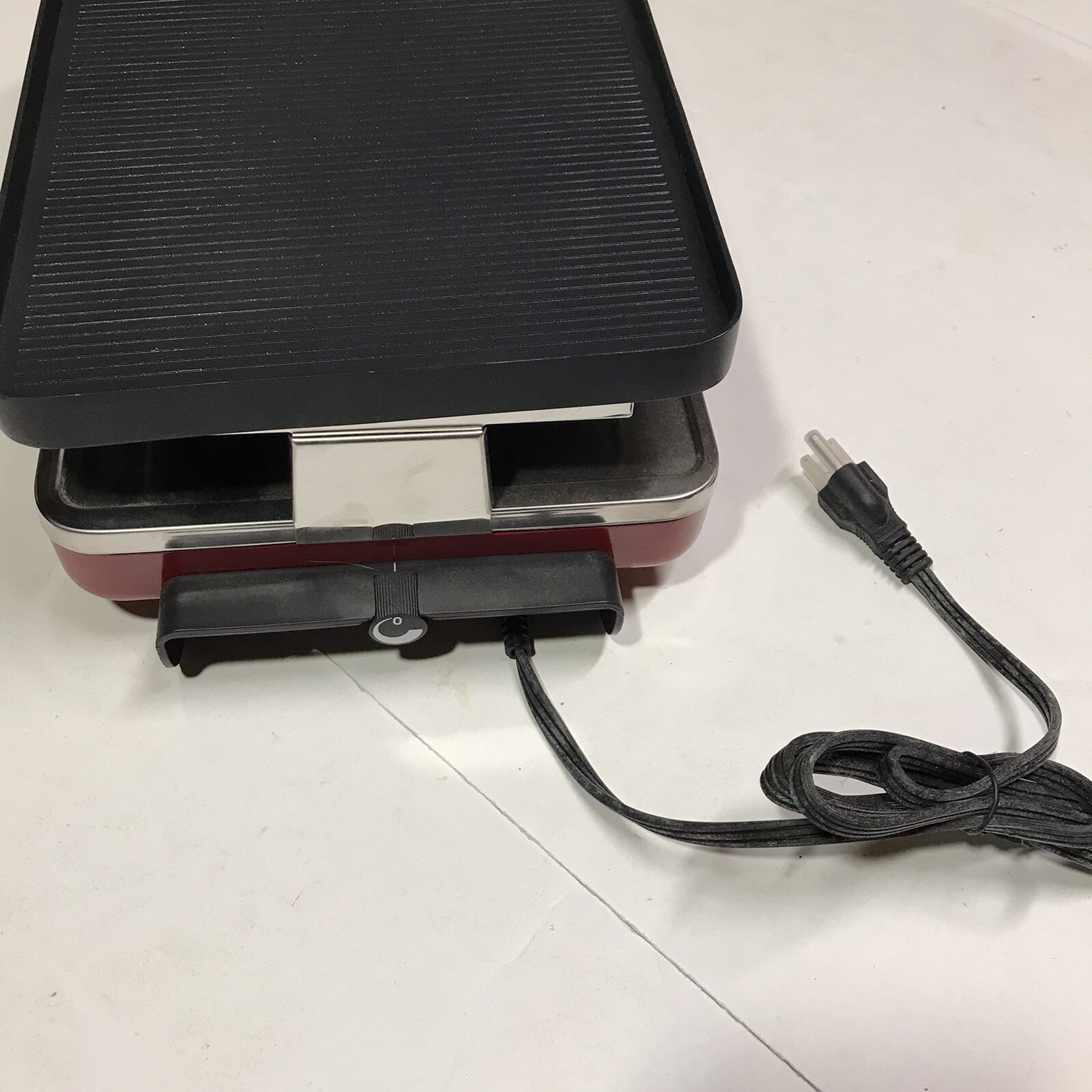 Swissmar Cast Aluminum 4 Person Valais Raclette Cheese Red Party GRILL ONLY