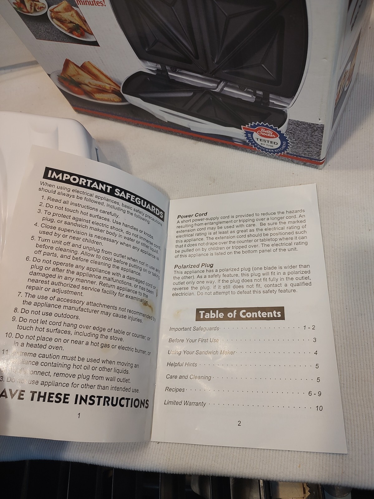 Vintage Betty Crocker Sandwich Maker White Snack & Grill Recipes w/ Box WORKS