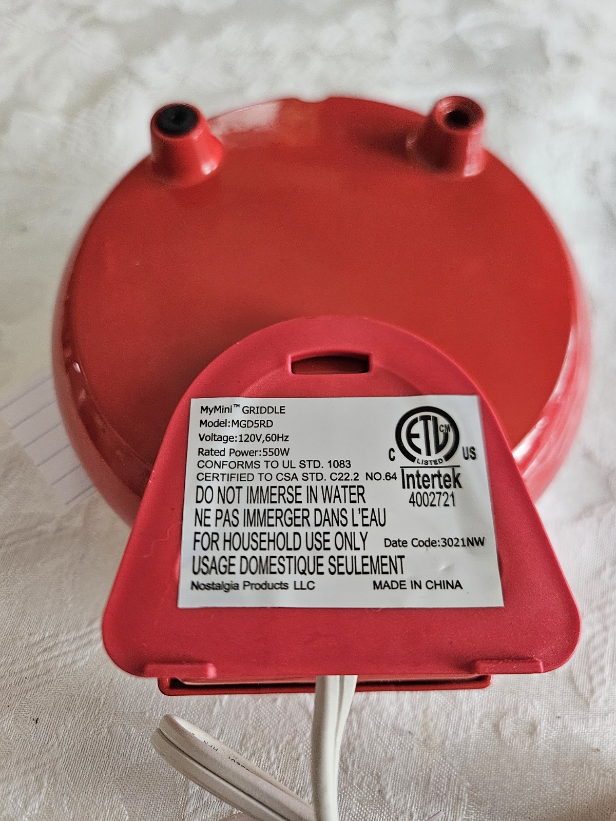 Nostalgia MyMini Griddle Indoor Electric Grill Red 550W Non-Stick Portable 120V
