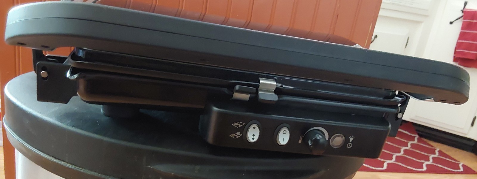 Grundig CG 5040 U Contact Grill 1200W Black Silver Removable Plate Easy Clean