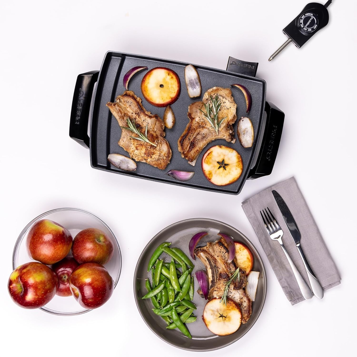 Efficient Grilling: 1046W Compact Griddle with Master Heat Control and Drip Tray