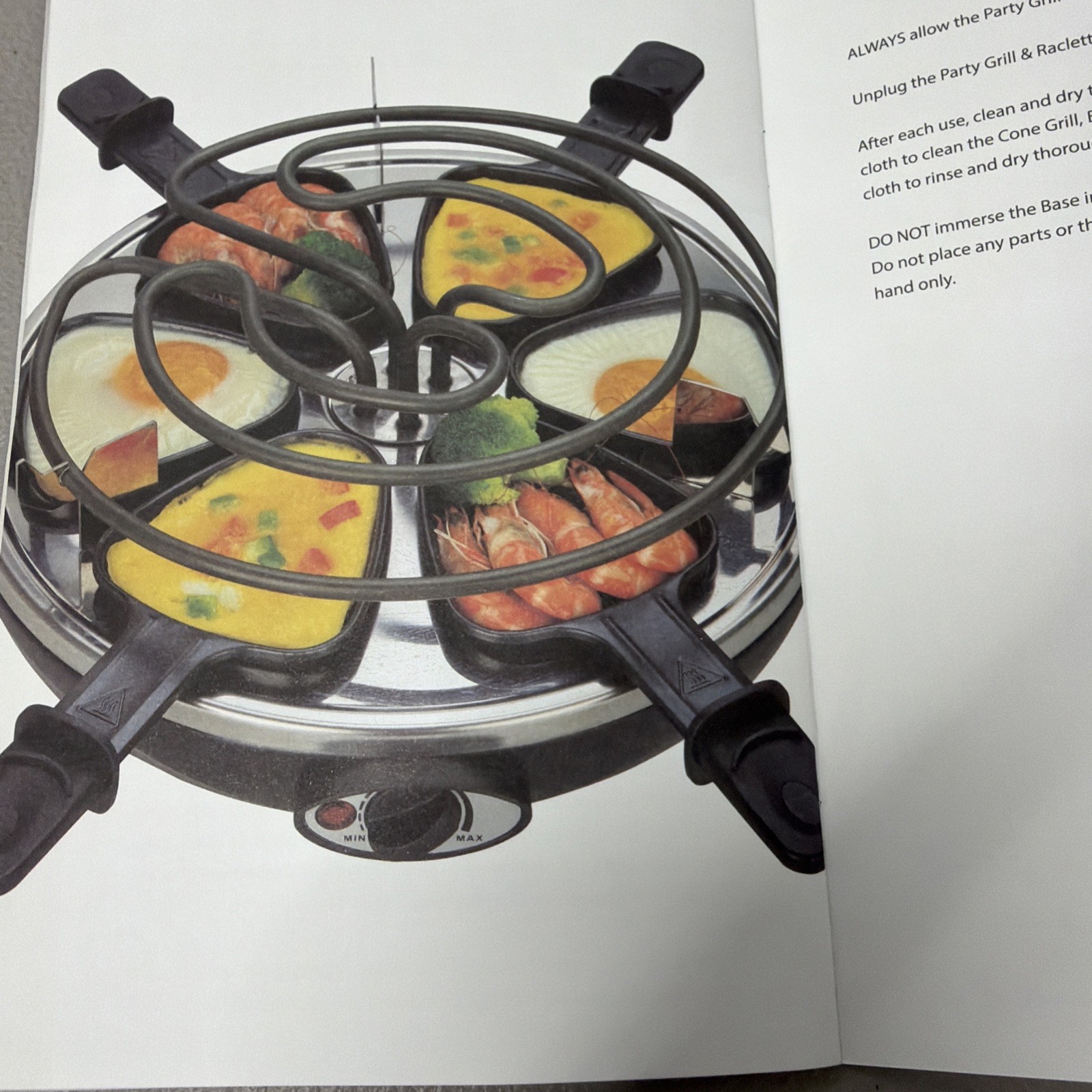 Gourmia Party Grill & Rackets, Model GEG1400 – new, open box