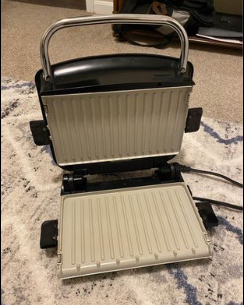 George Foreman Grill & Broil Model #GBR5750S Indoor Grill Red
