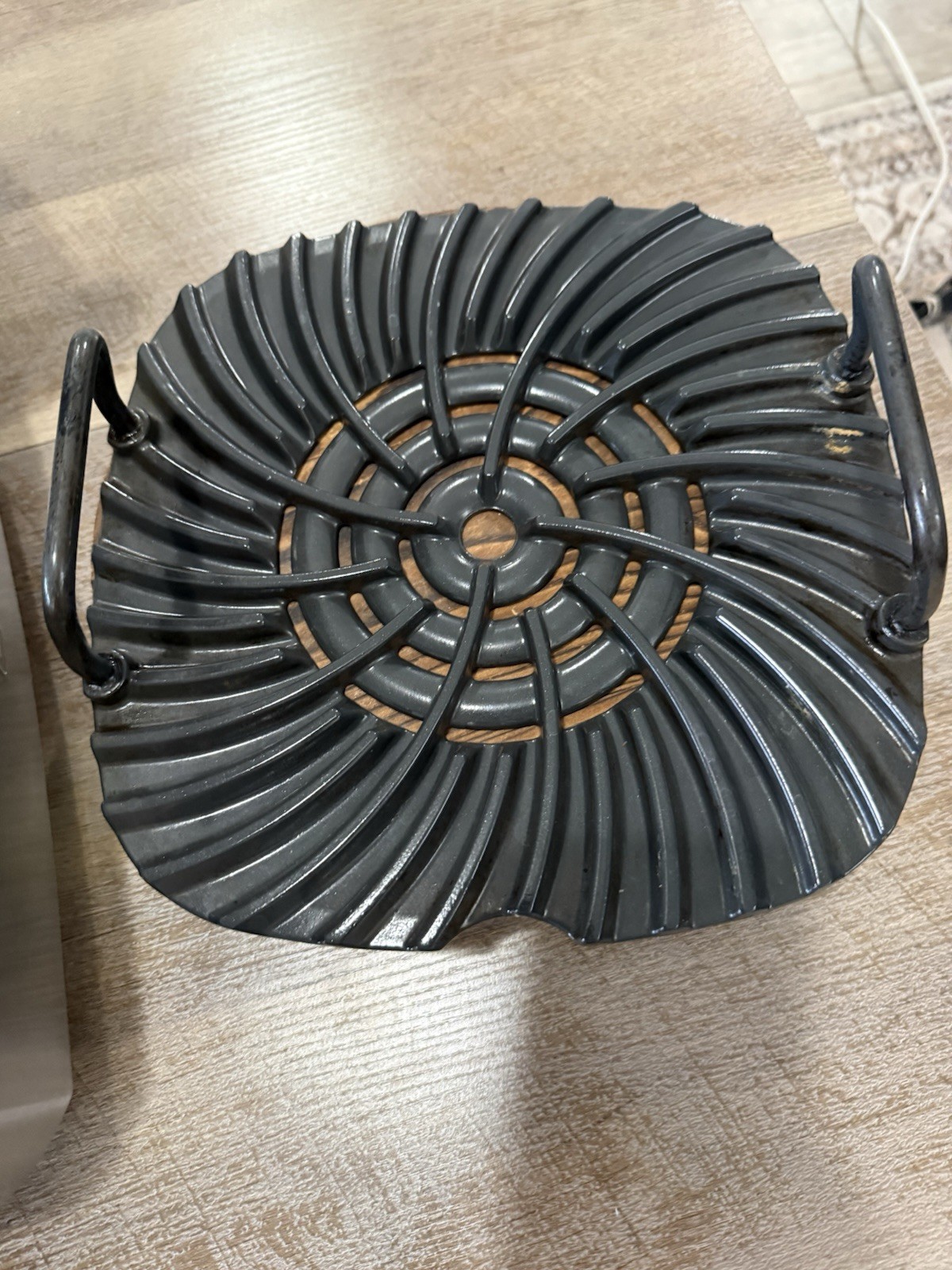 Ninja AG301 Foodi 5-in-1 Indoor Grill, Air Fry, Roast, Bake And Dehydrate In EUC