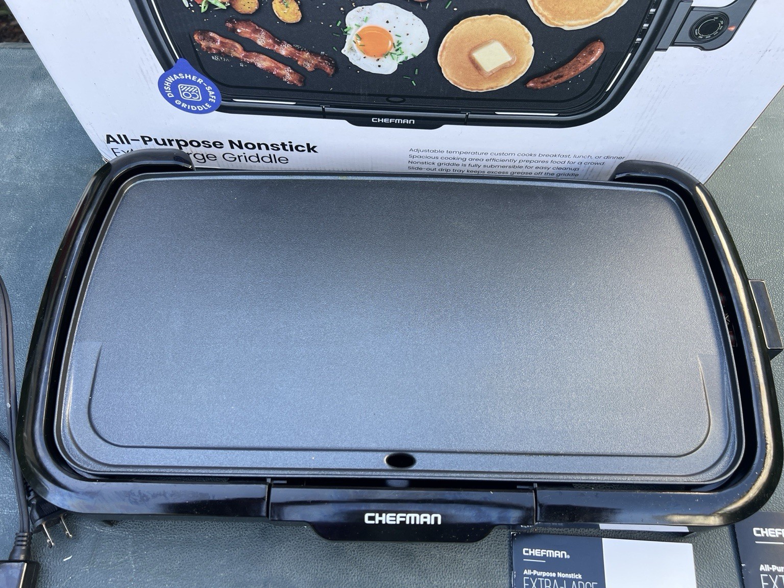 Chefman Extra Large Electric Griddle RJ23-LG-V3 Nonstick W/ Box Tested