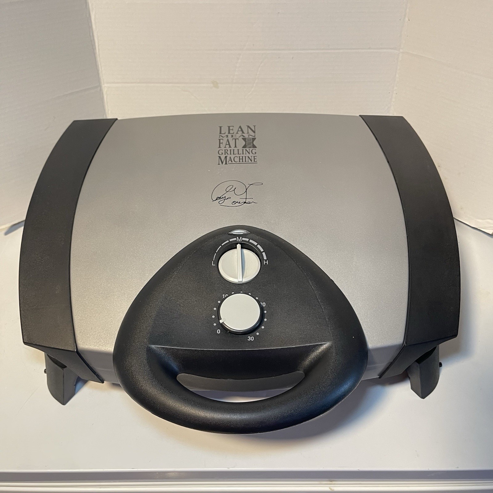 George Foreman Double Champion Indoor Outdoor Electric Grill Press Model GGR62