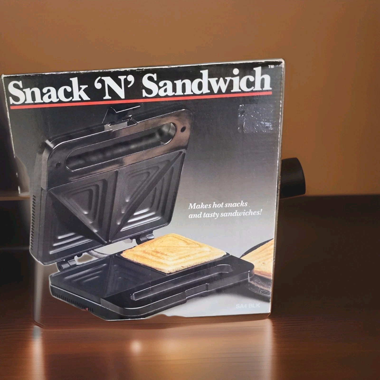 Salton Snack ‘N’ Sandwich Maker 1994 Model SA4 BLK Panini Crimps New Open Box