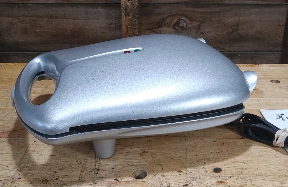 Toastmaster Pancake Maker Silver Tested & Works Breakfast *Read Description*
