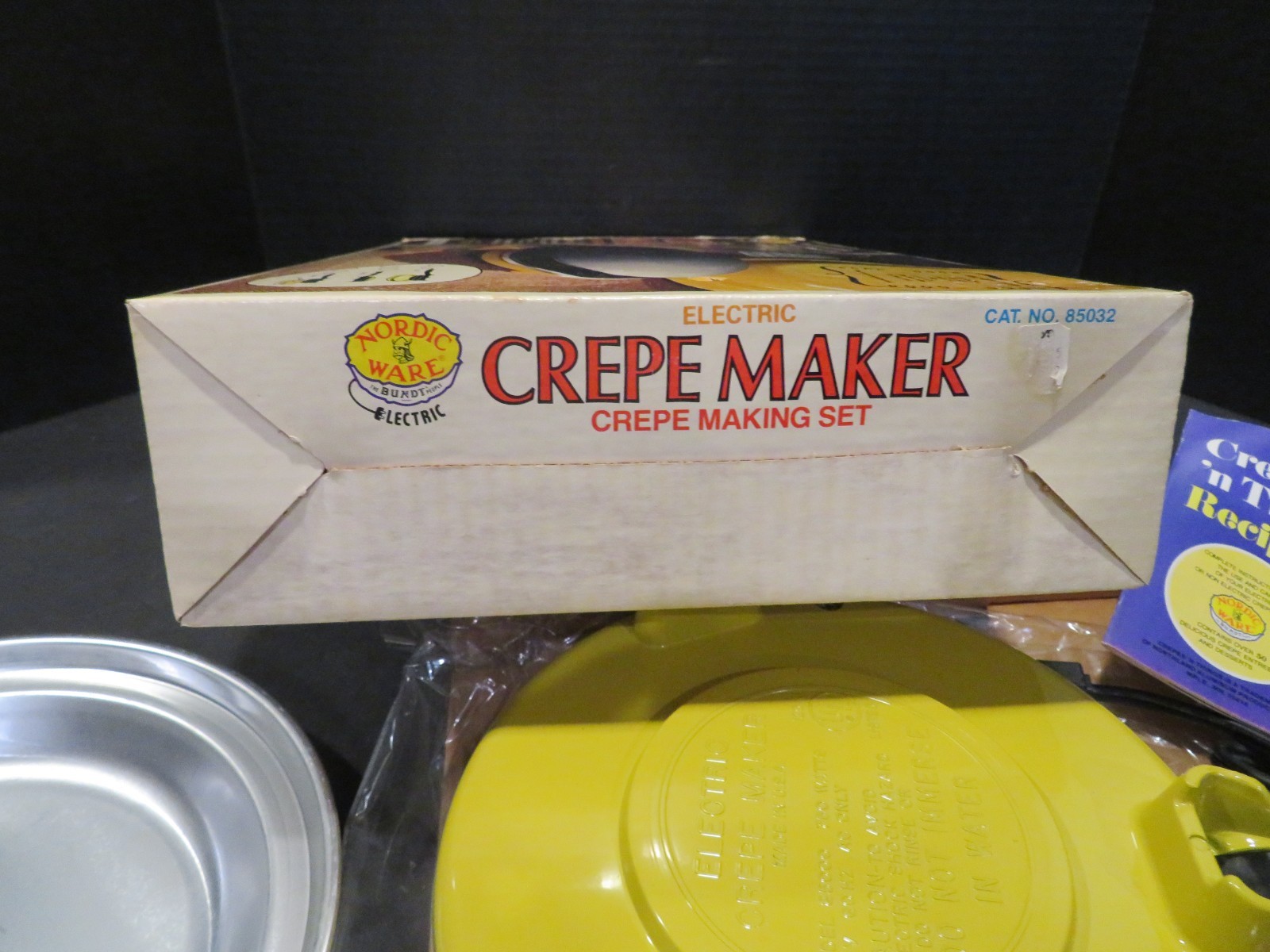 Vintage Nordic Ware Electric Crepe Maker – Crepe Making Set – CAT. No. 85032 –