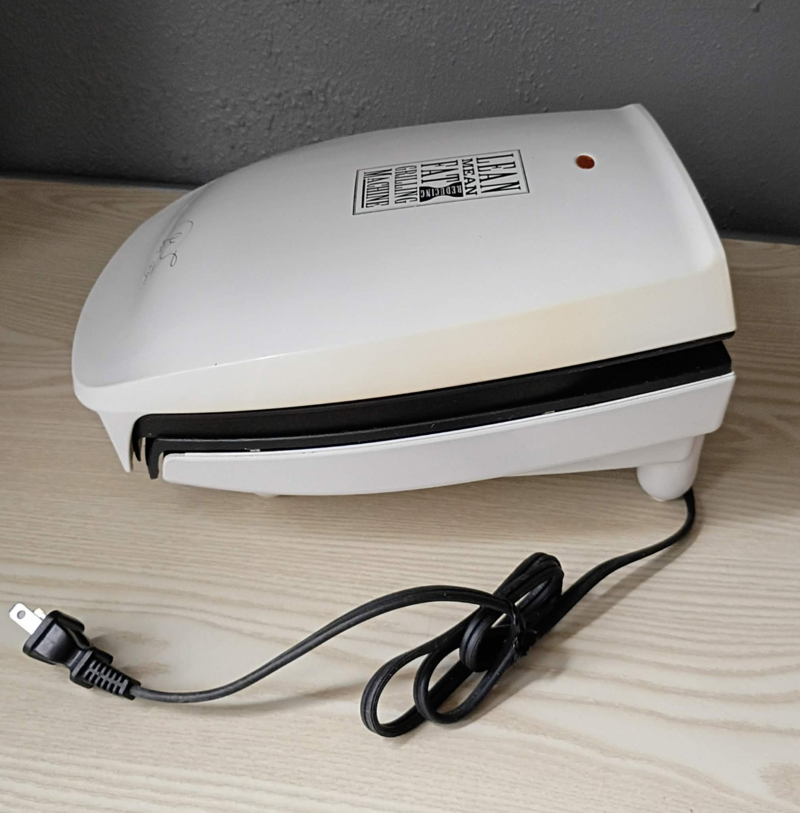 George Foreman GR-20 Lean Mean Fat Reducing Grilling Machine