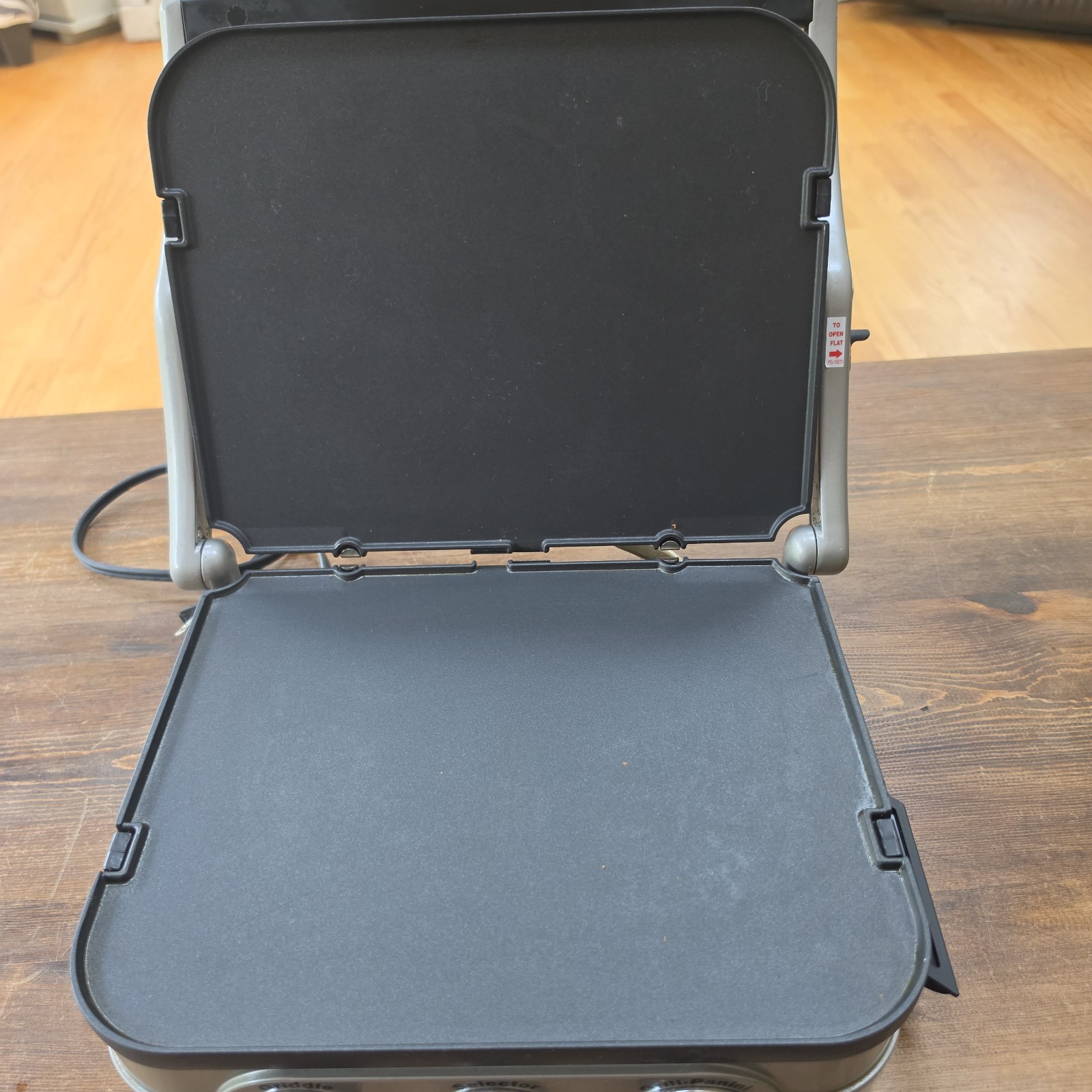 Cuisinart 5-in-1 Griddler Model GR-4N Grill Griddle Panini Press Sandwich Maker
