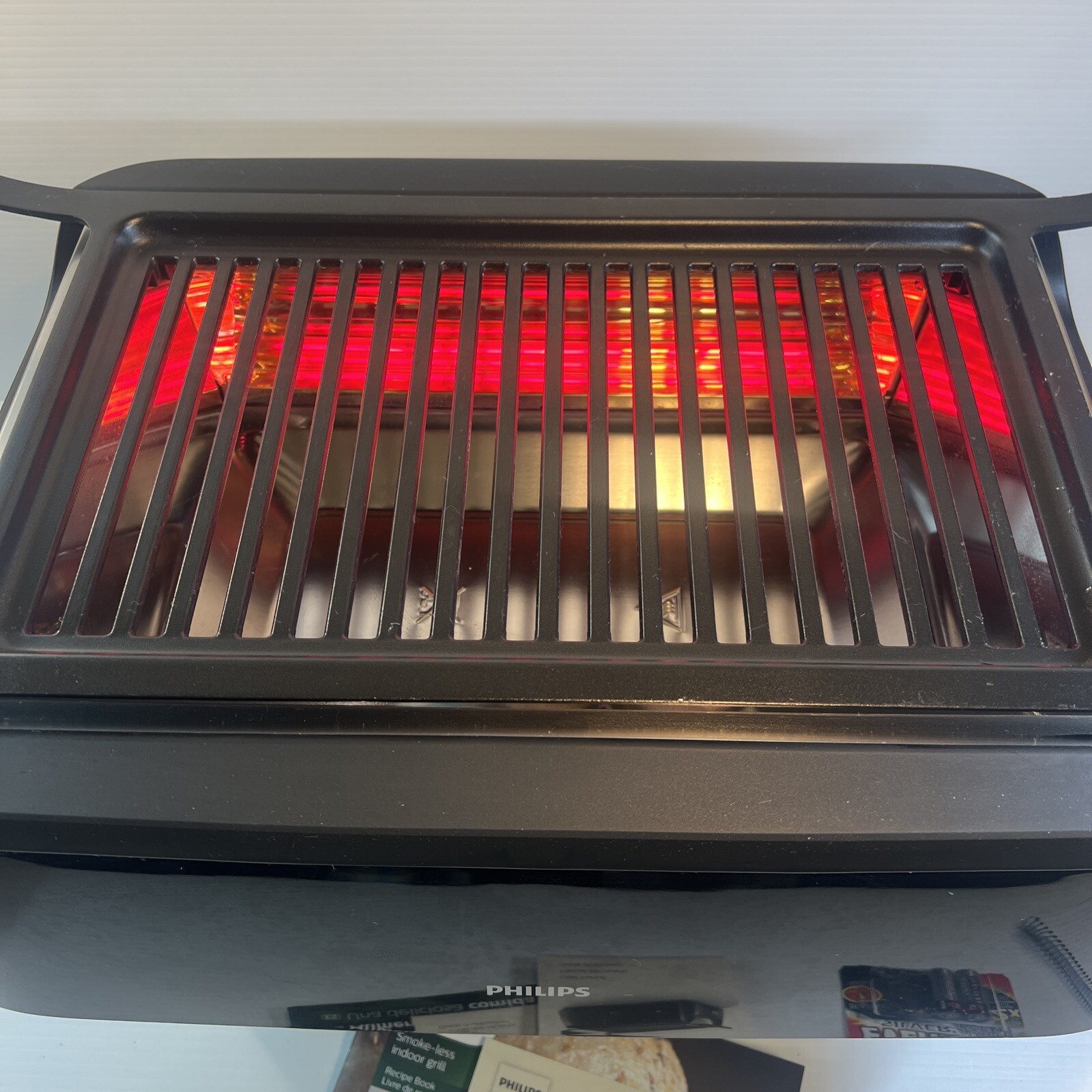 Phillips Smoke-Less Indoor Grill Advanced 1660W Infrared Heat Cooker