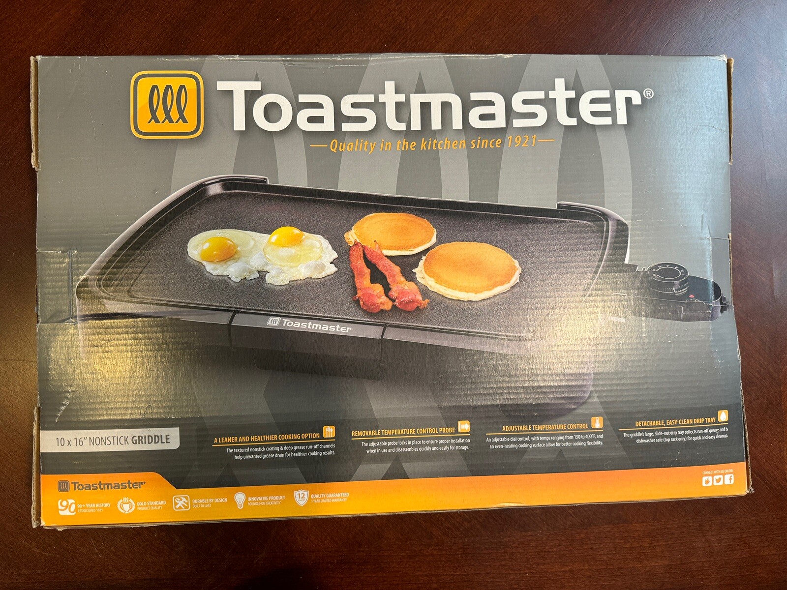 Toastmaster Nonstick Electric Griddle Family Size 10″ x 16″ Dip Tray New In Box