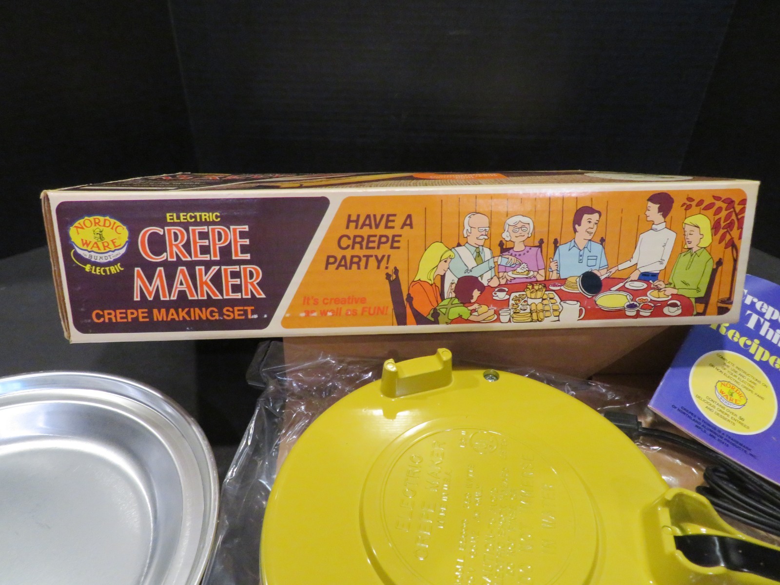 Vintage Nordic Ware Electric Crepe Maker – Crepe Making Set – CAT. No. 85032 –