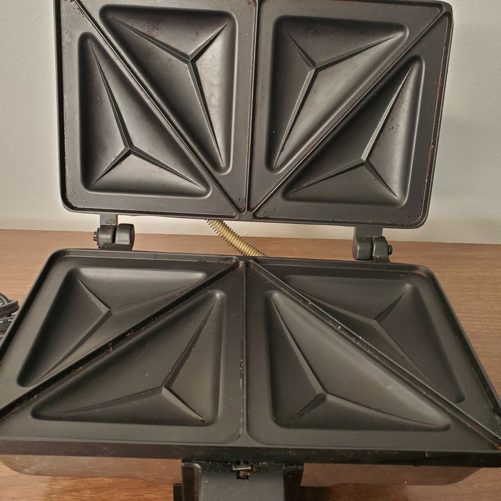 VillaWare Sandwich Panini Maker Tostino Model: 3800 Italian Kitchenware Chrome