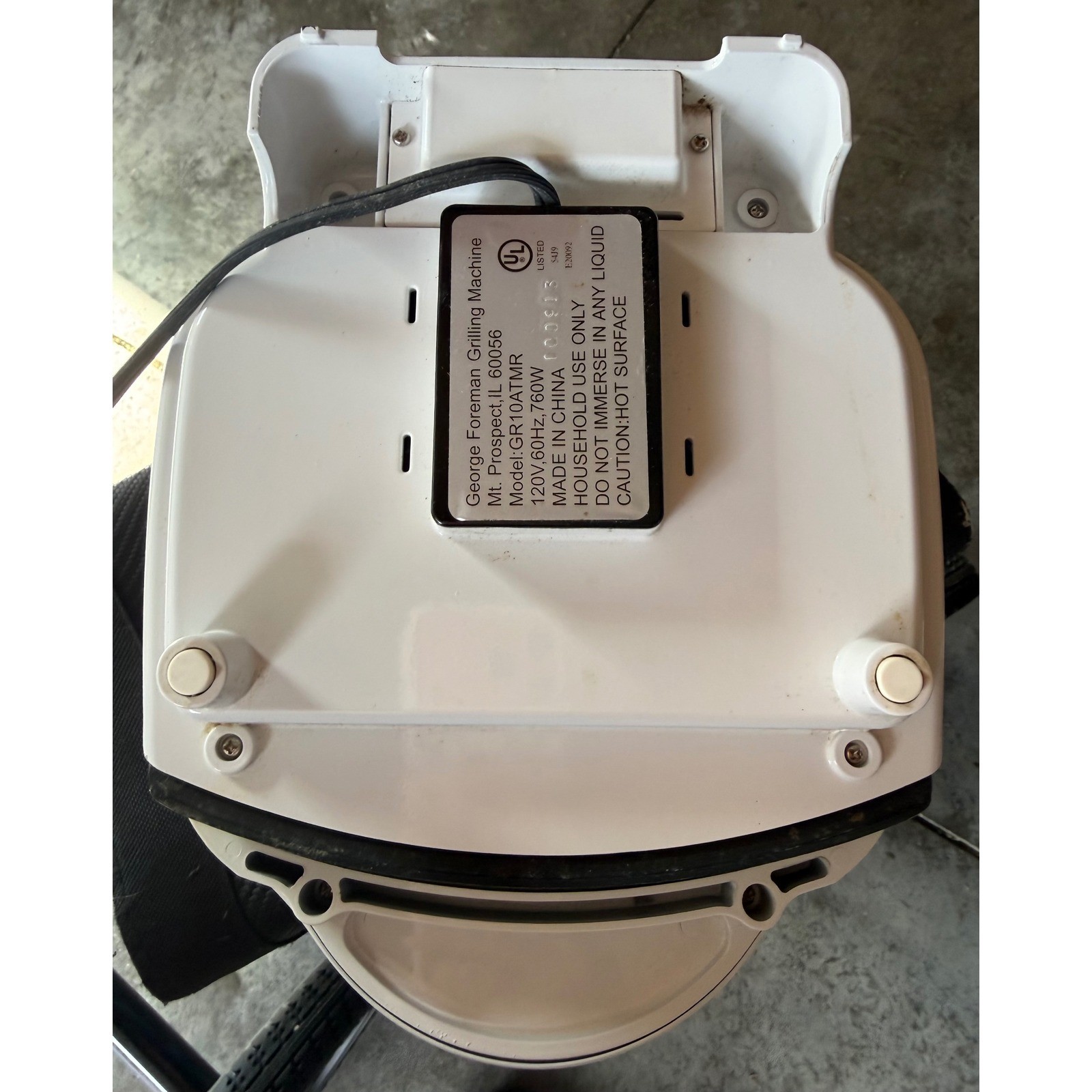 George Foreman Lean Mean Fat Reducing Grilling Machine White GR10ATMR 760W Timer