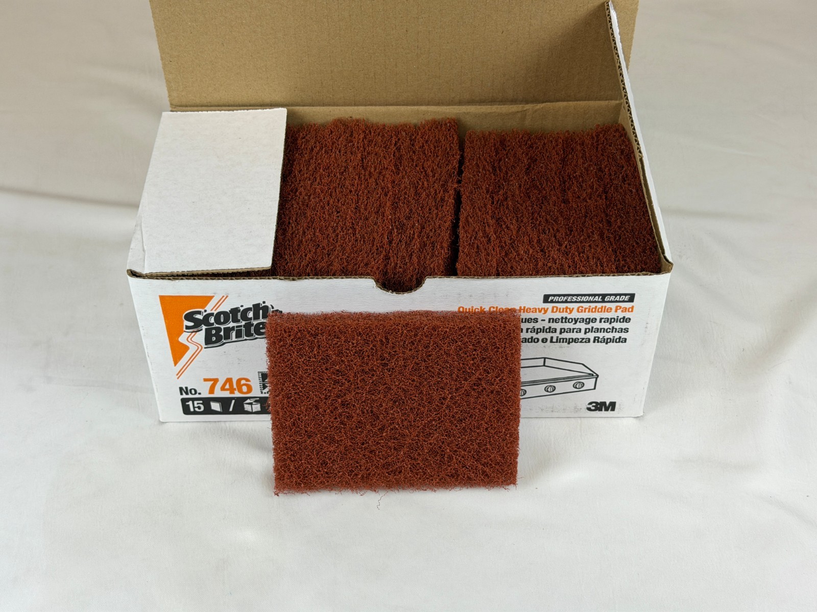 Scotch-Brite Quick Clean Heavy Duty Griddle Pad 5.25″ L x 4″ W x .8″ D | 15/Case