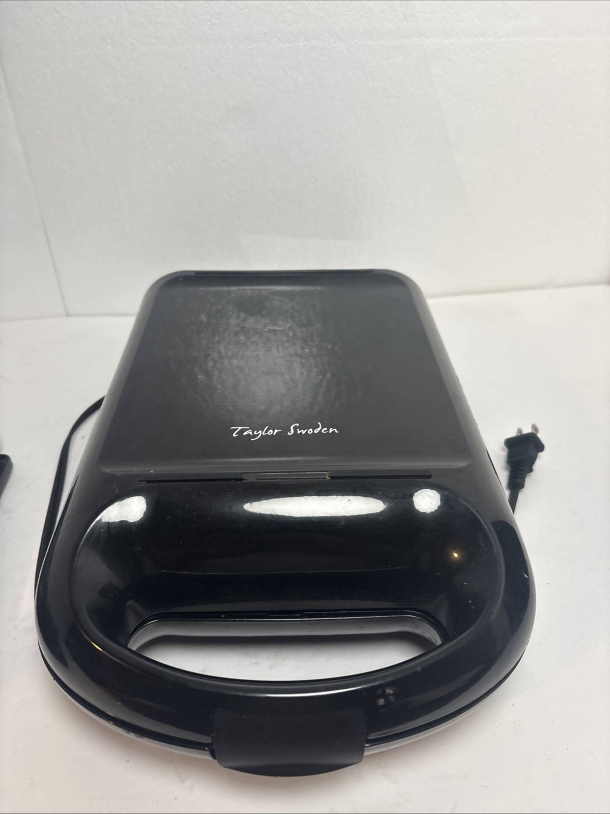 Taylor Swoden 3-in-1 Family Toastie Maker Sandwich Toaster 4 Slice Waffle Maker