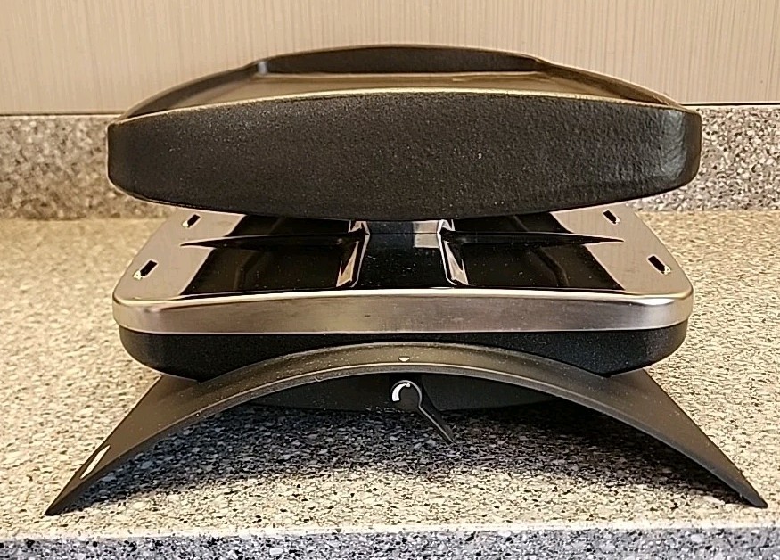 EUROPEAN VOLTAGE! 230V 1250W SIGG Grillette Family Electric Grill Cast Iron Top