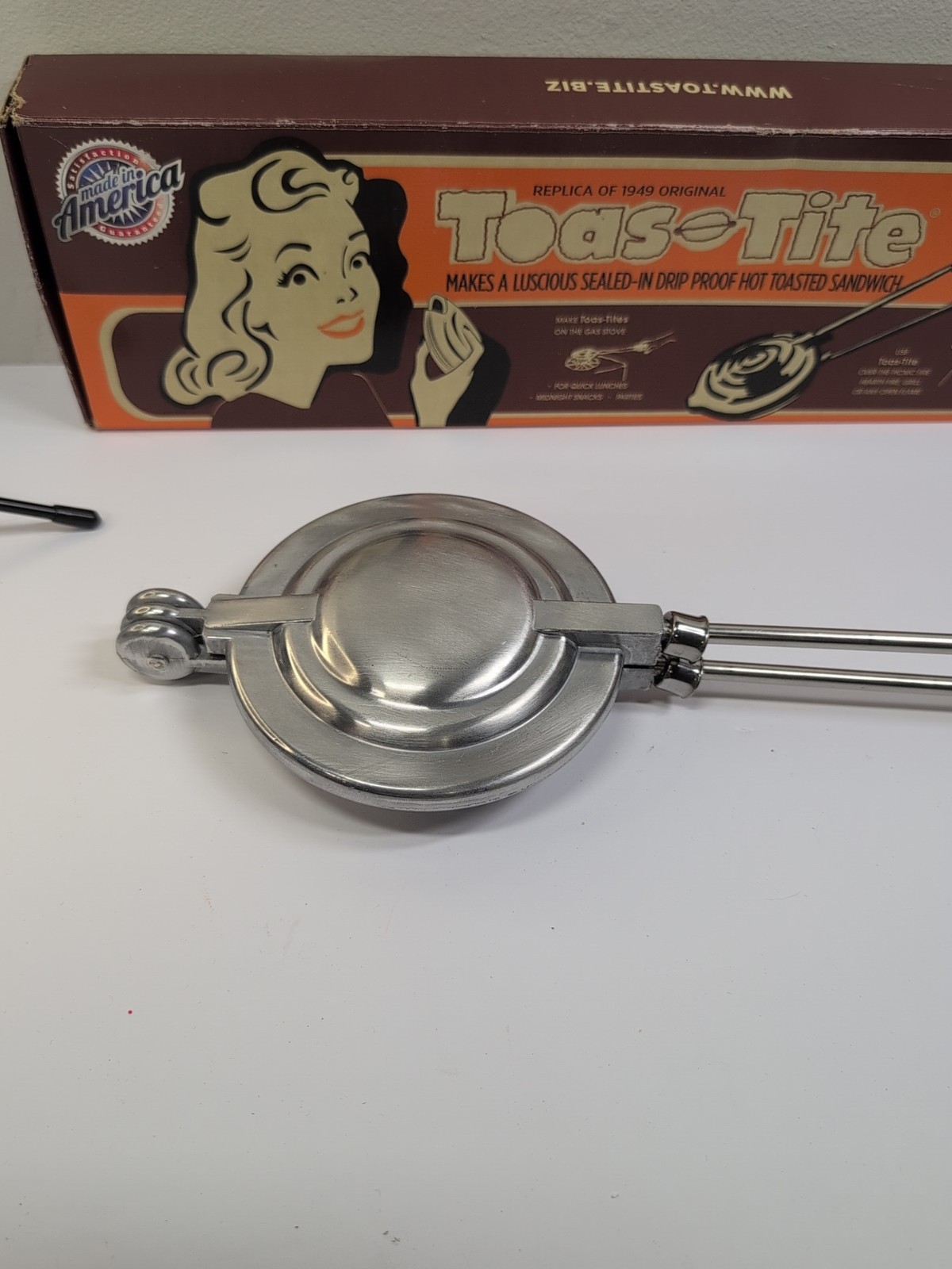 TOAS-TITE Drip Proof Sandwich Maker Replica of 1949 Original New Open Box