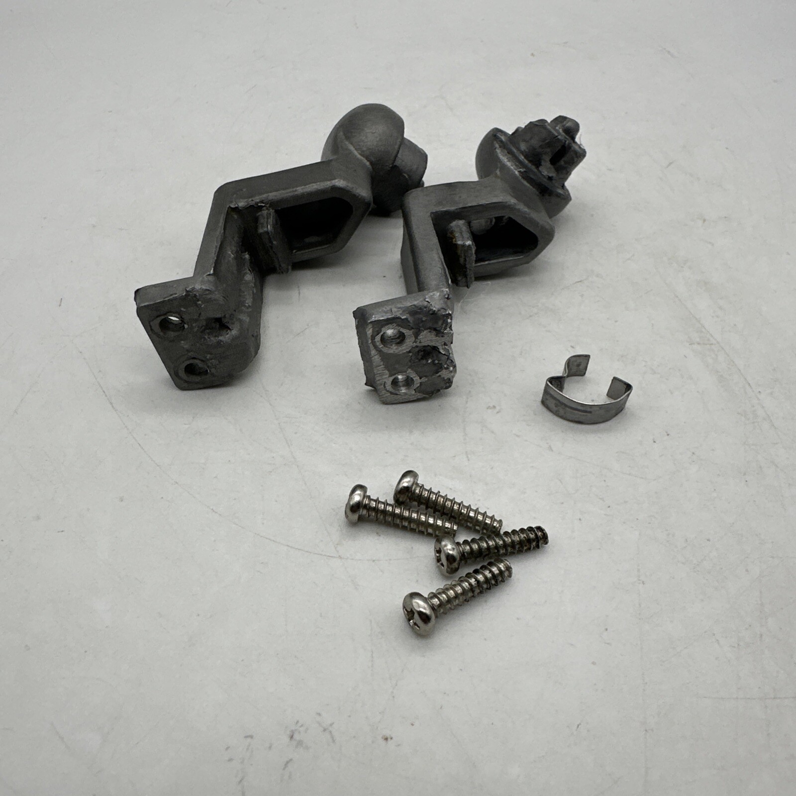 Cuisinart GR-4 Griddler Original Left Right Hinge With Screws Replacement Parts