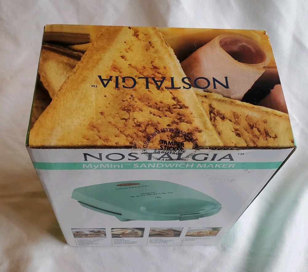 Nostalgia MyMini Sandwich Maker Brand New In Box Light Green in Color
