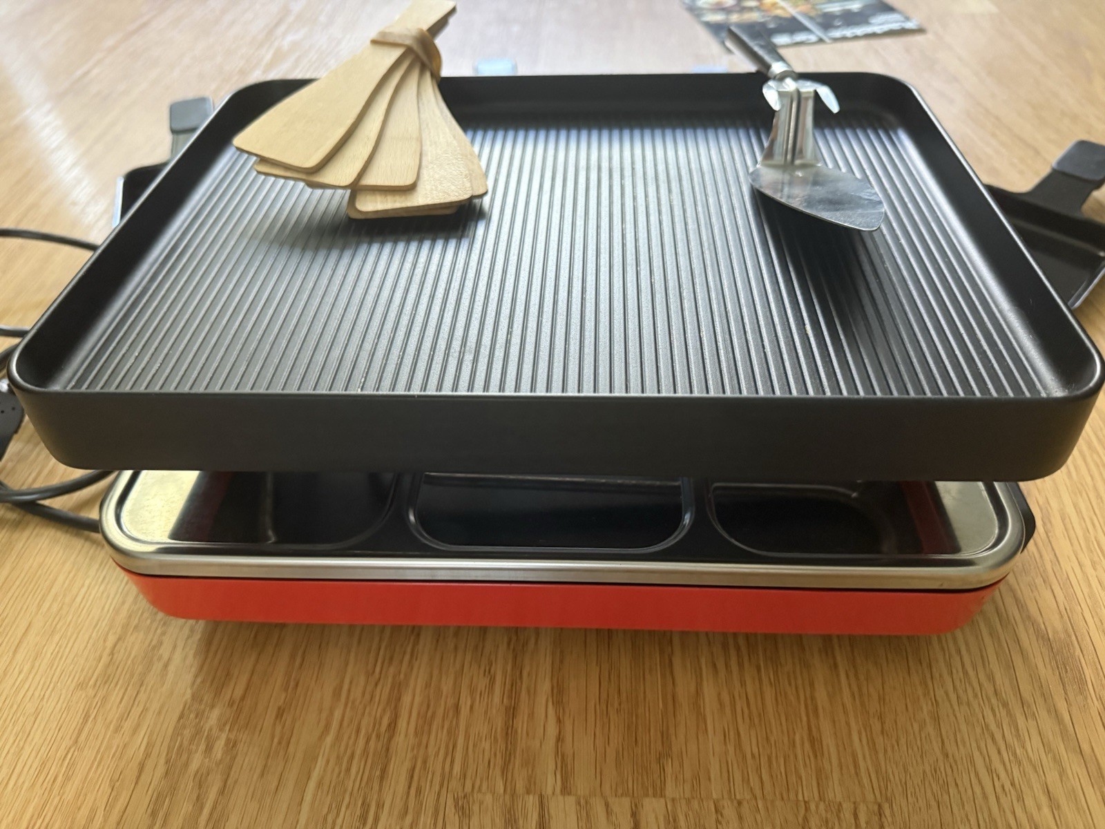 Vintage SIGG Elektro Tabletop Raclette Grill, Type 4220, Made In Switzerland