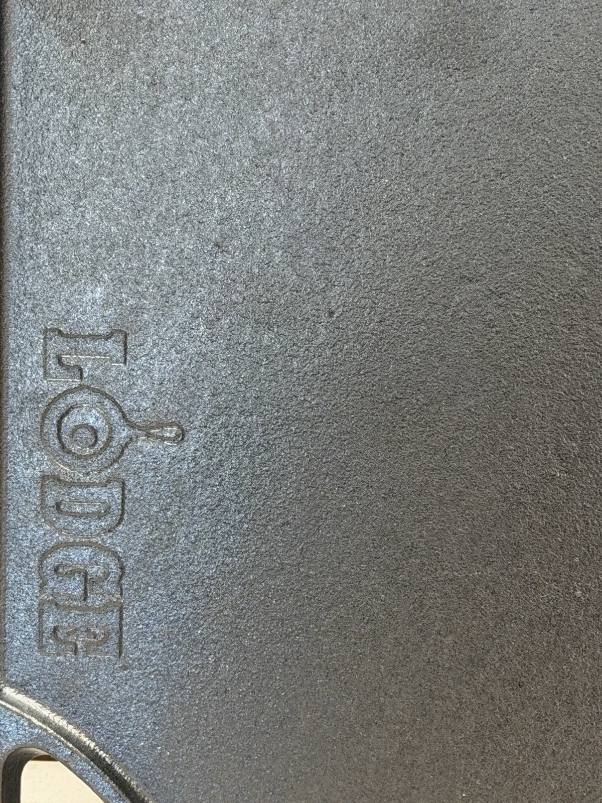 Lodge Reversible Cast Iron Grill/Griddle 6.75” x 9.5” Pre-Seasoned Cooking NEW