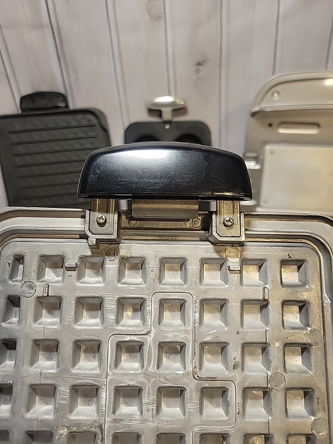 George Foreman Evolve Grill System w/ Waffle & 3 Plates / Drip Tray WORKS/ READ
