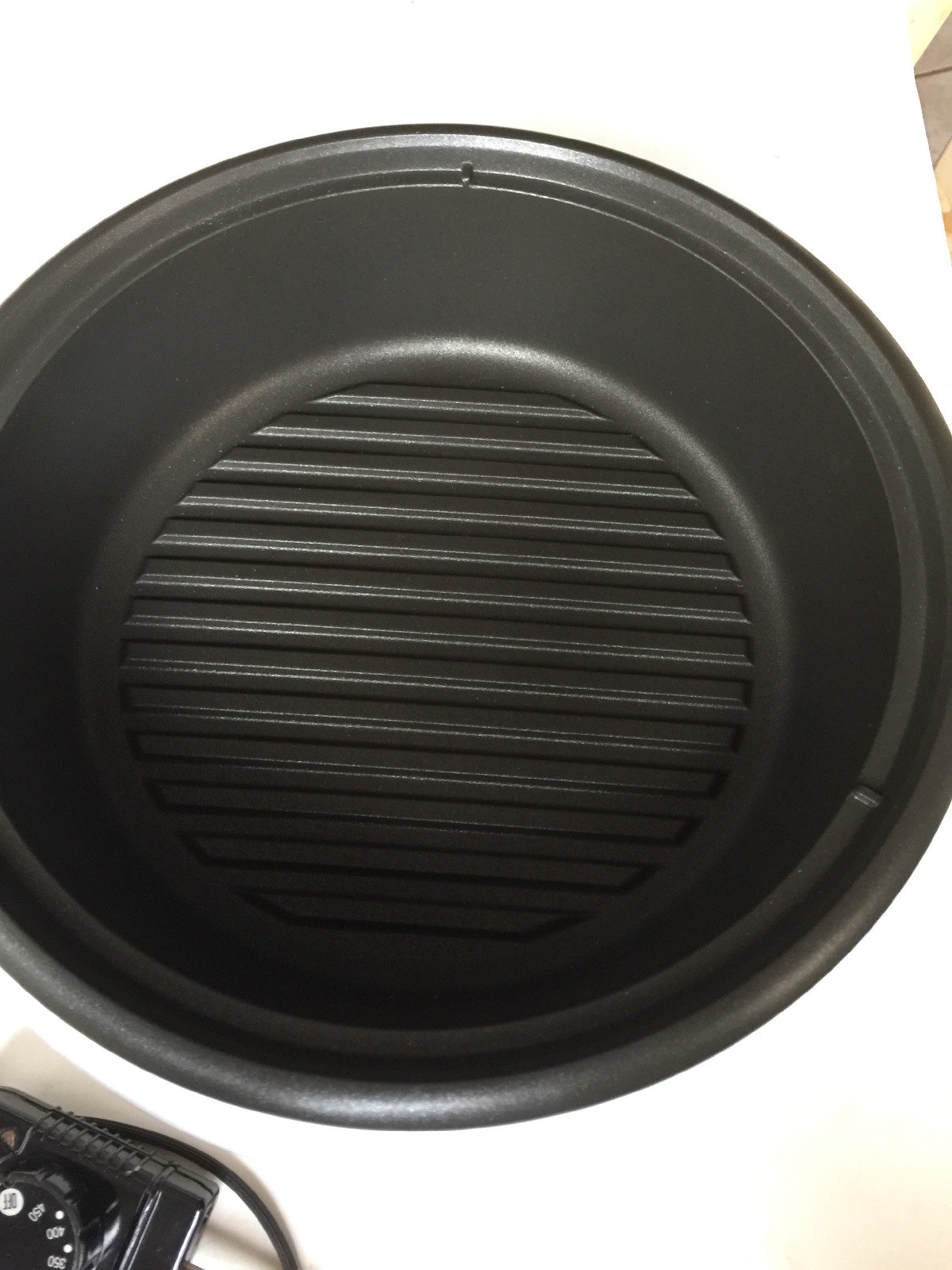 Aroma ASP-133 Grillet 3 in 1 Indoor Electric Grill., Pot and Steamer 10″