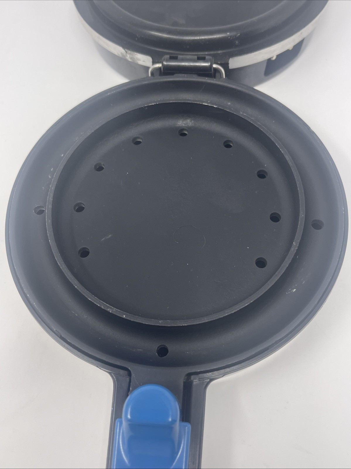 Presto Quick Burger Cooker Vintage Hamburger Complete Works, Light Marks