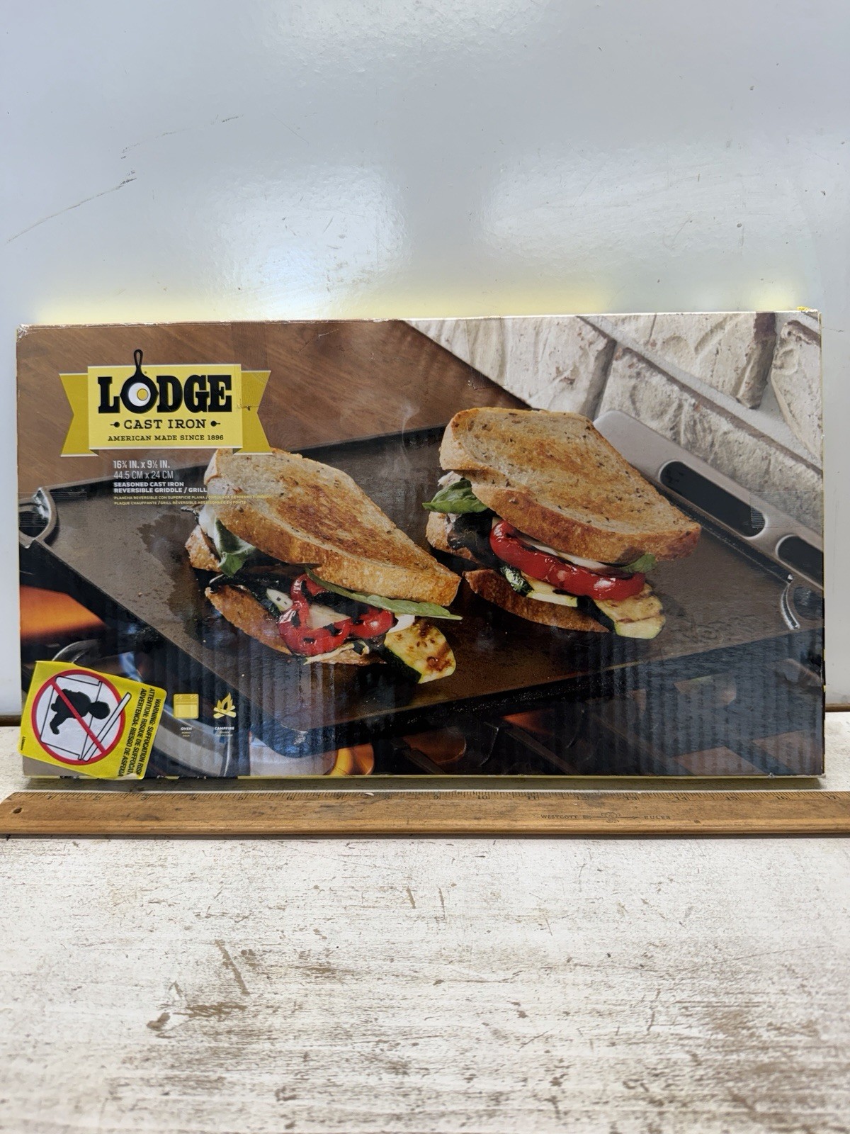 Lodge Reversible Cast Iron Grill/Griddle 6.75” x 9.5” Pre-Seasoned Cooking NEW