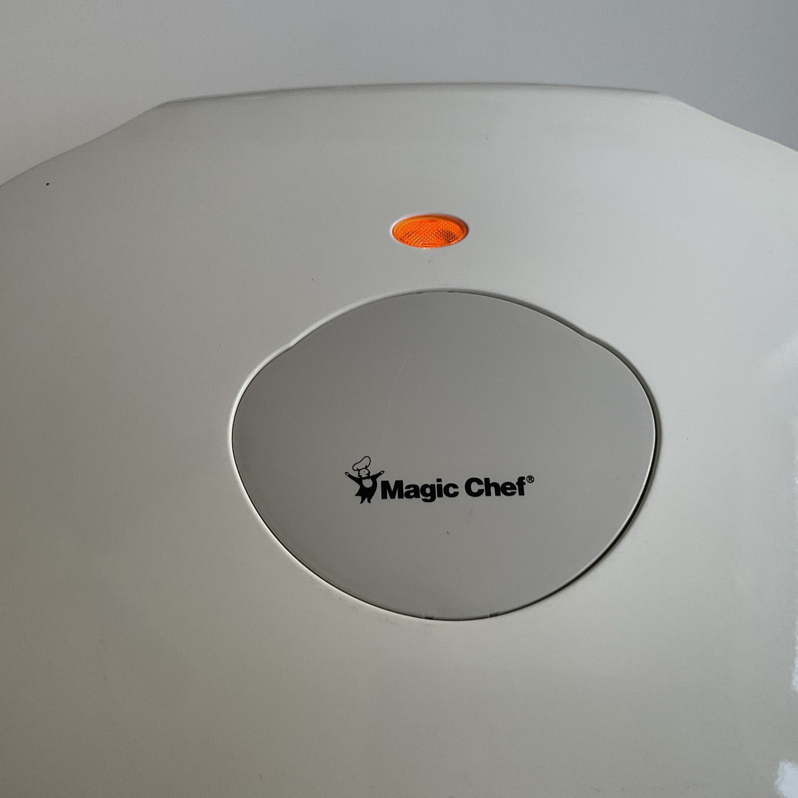 MAGIC CHEF Rapid Grill FG6-3 Indoor Electric 6 Patty – 1280 Watts Grease Trap