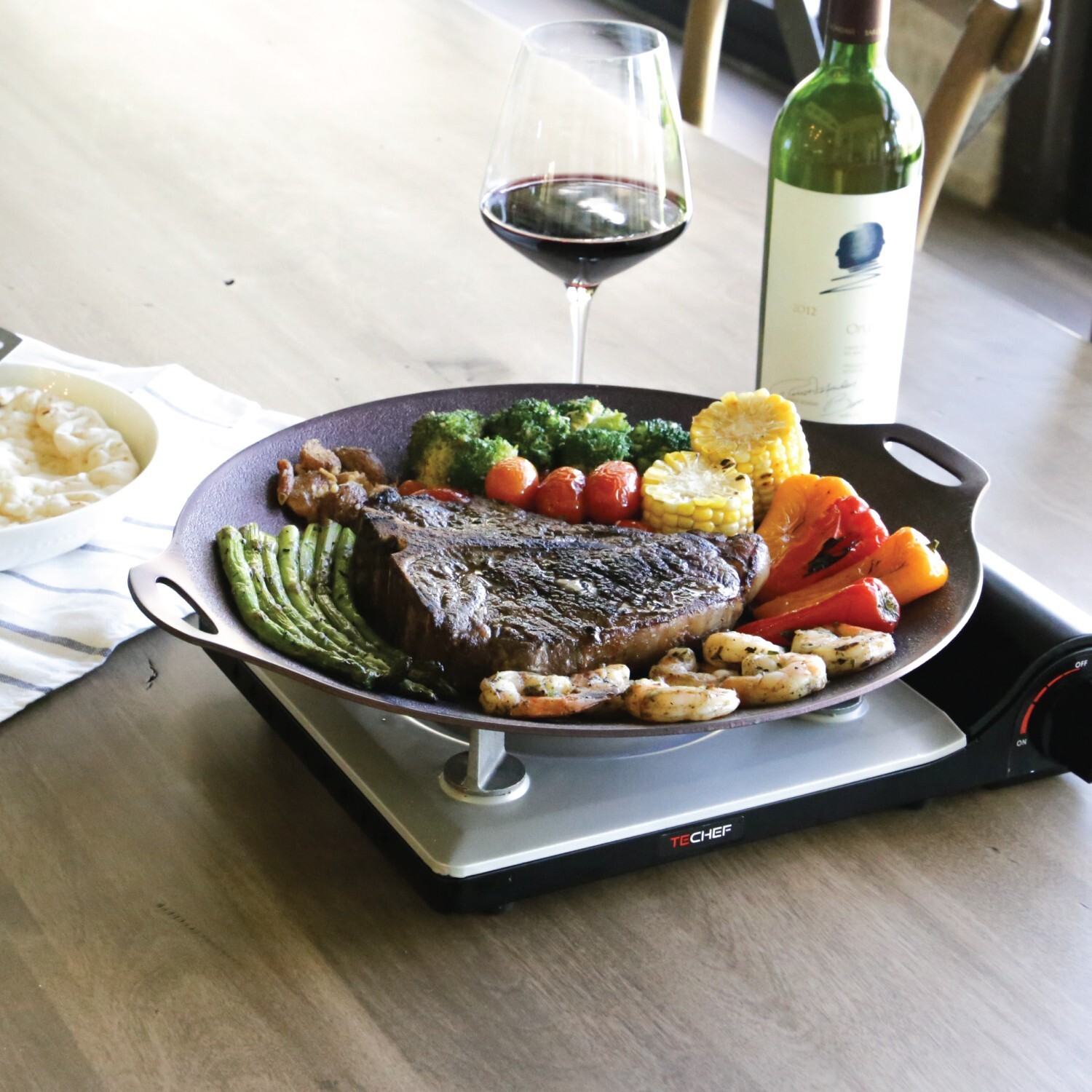 TECHEF – 14-inch Nonstick Round Griddle Grill Pan for Korean BBQ, Made in Korea