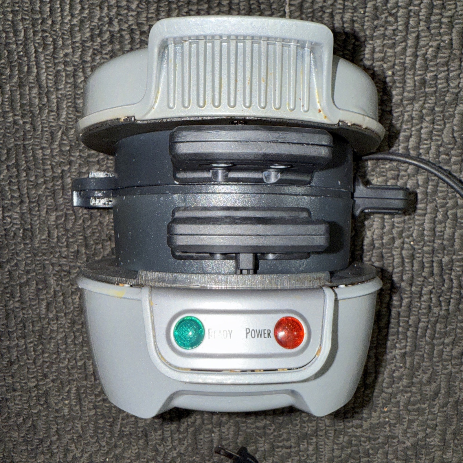 Hamilton Beach 25475 Breakfast Sandwich Maker – Silver Model ST29