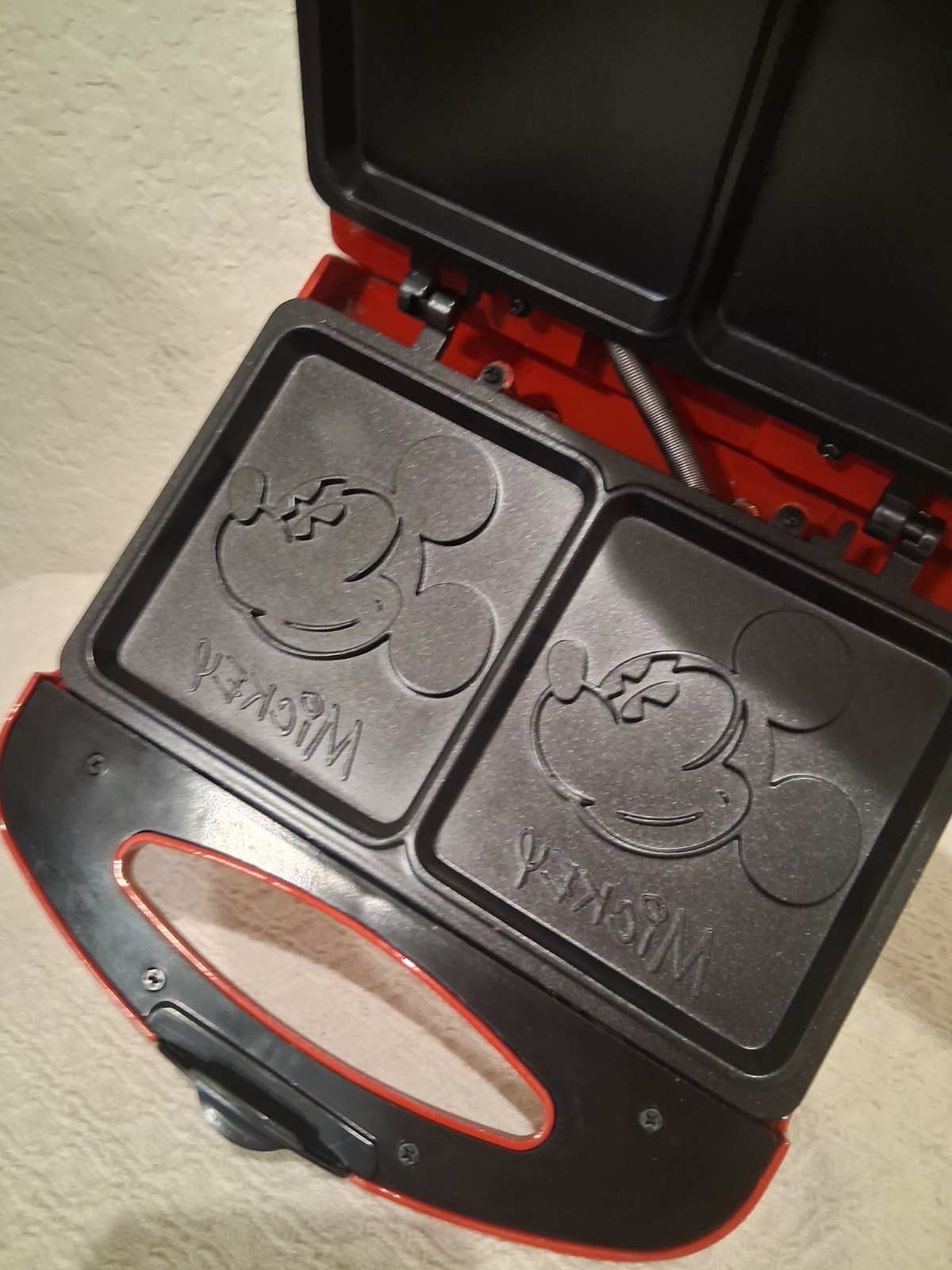 Disney Mickey Mouse French Toast Hot Sandwich Maker DCM-51 600W 120V – 60Hz